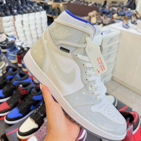 Tsagaan laak Tsagaan laak