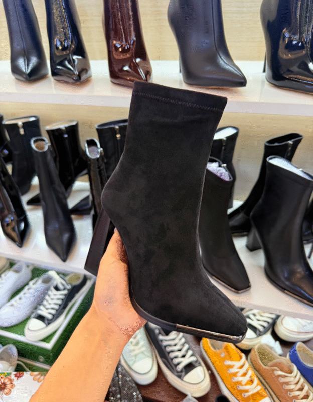 Хавар намрын өсгийт Илэг