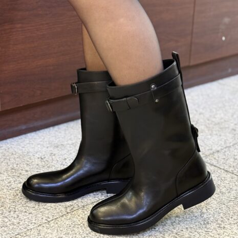 W15-дундаж урт түрүүтэй арьсан гутал W15-дундаж урт түрүүтэй арьсан гутал